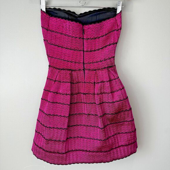 WOW Couture World of Women Fit & Flare Strapless Hot Pink Dress Womens Small - Picture 2 of 7